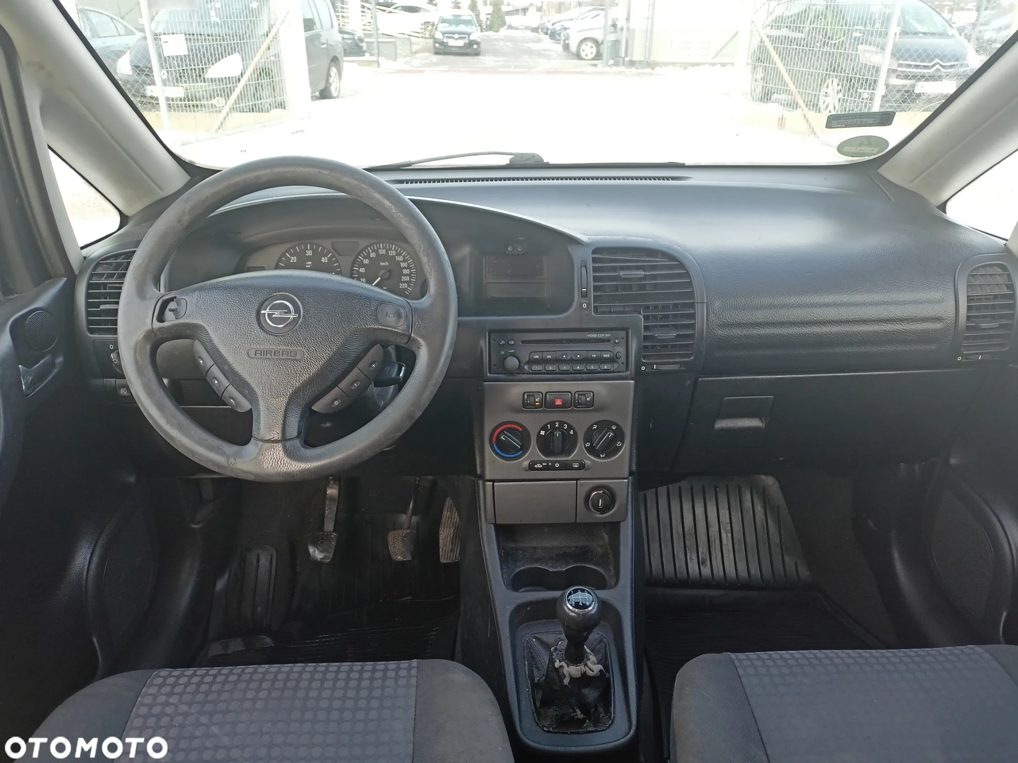 Opel Zafira - 11