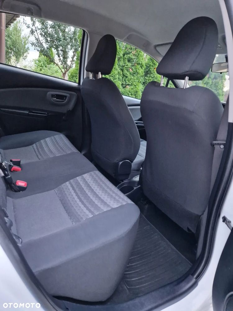 Toyota Yaris 1.0 Active - 14