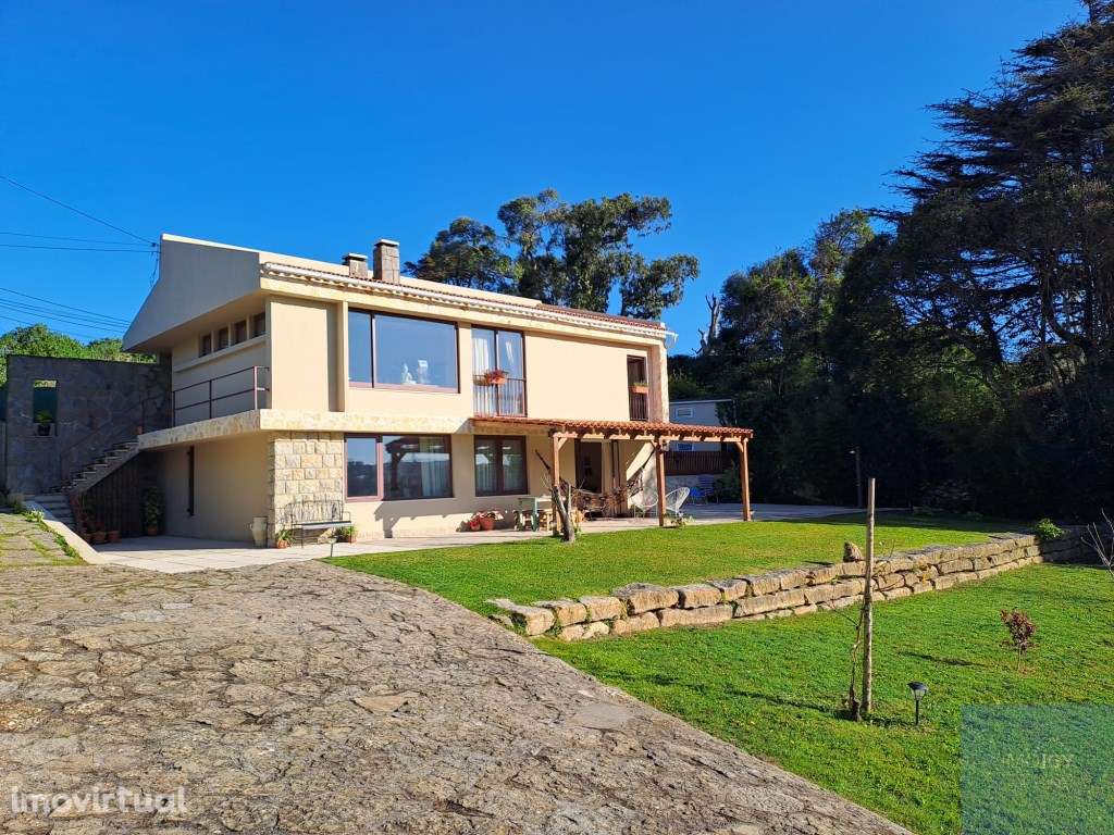 Moradia de Charme T4 +1 Isolada para venda no Carrascal em Sintra - Grande imagem: 4/54