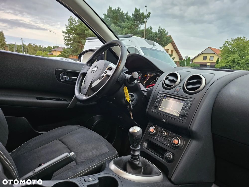 Nissan Qashqai 2.0 360 - 9