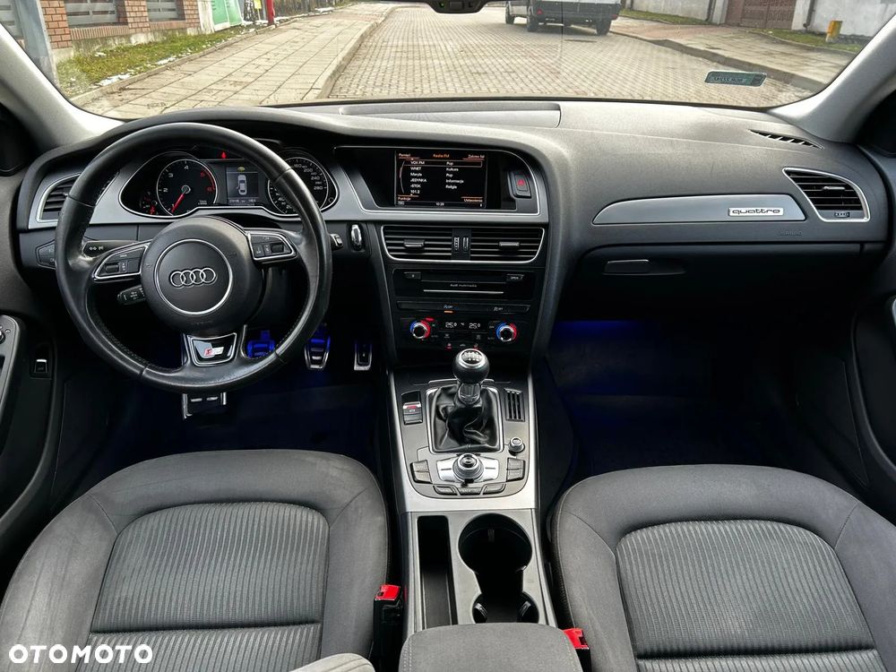 Audi A4 Limousine 2.0 TDI DPF S line Sportpaket - 14