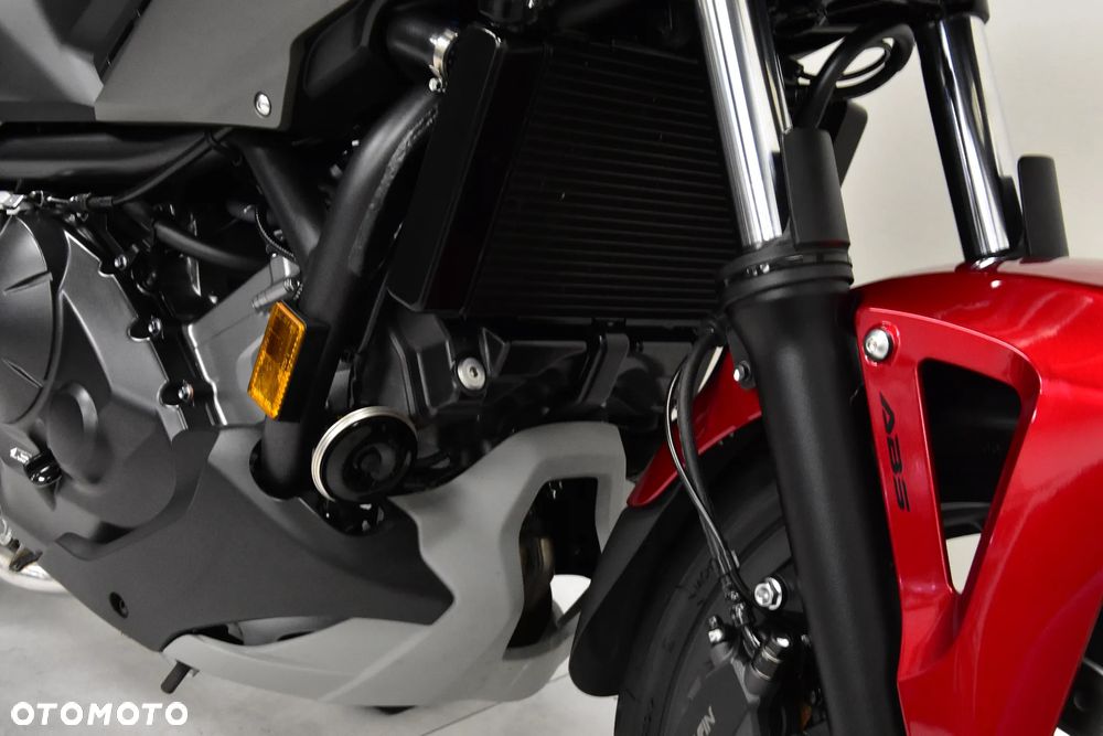 Honda NC - 28