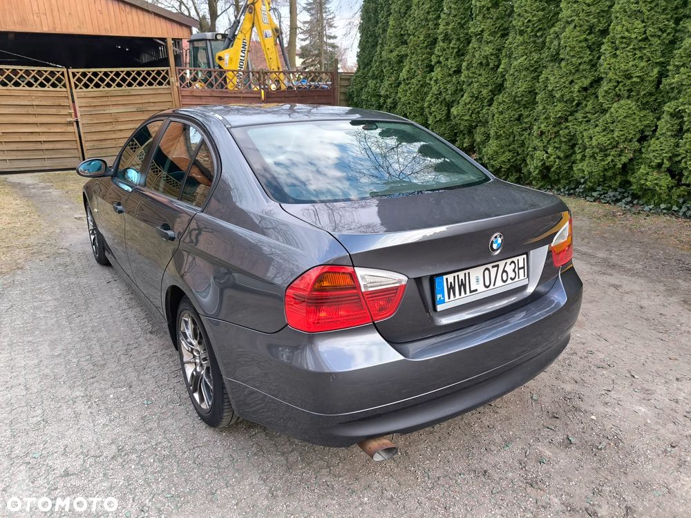 BMW Seria 3 320d DPF - 22