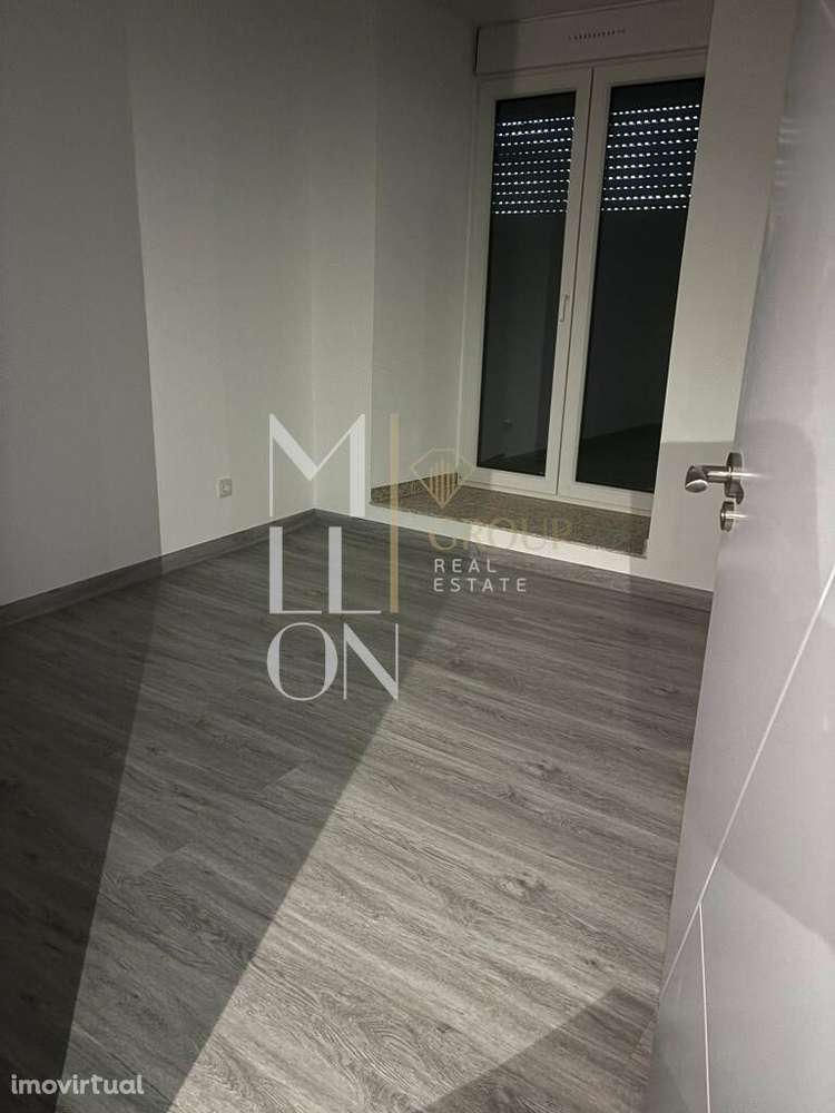 Apartamento T1 totalmente reconstruído no centro histórico da vila do - Grande imagem: 2/9