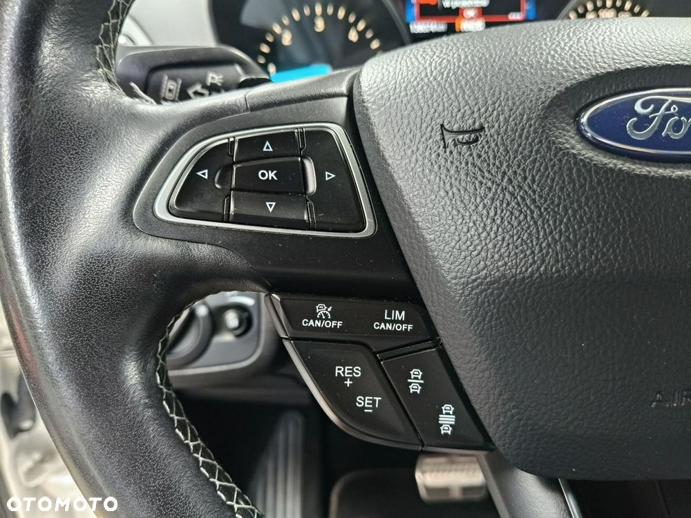 Ford Kuga 2.0 TDCi AWD ST-Line - 27
