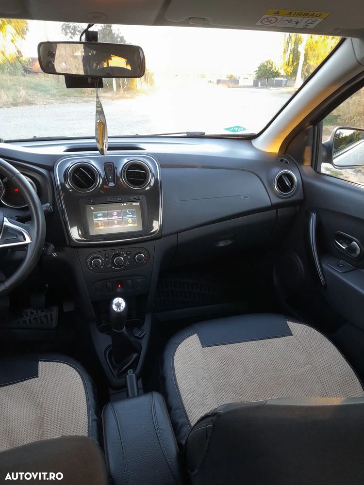 Dacia Logan 0.9 TCe Laureate - 15