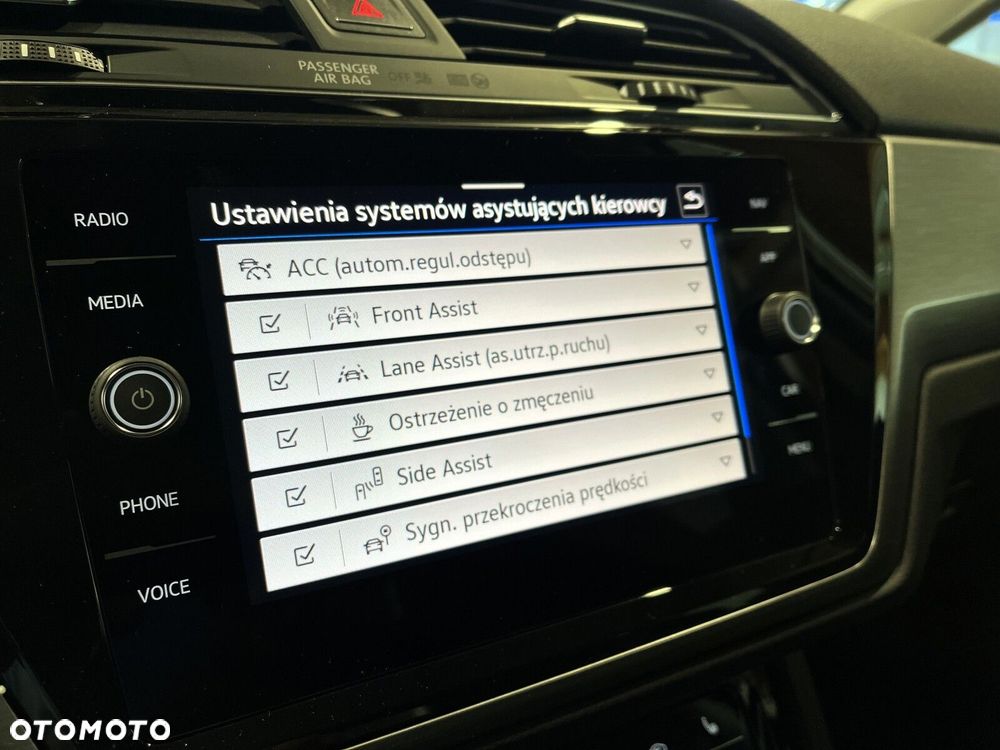 Volkswagen Touran 1.5 TSI EVO Comfortline Plus DSG - 25