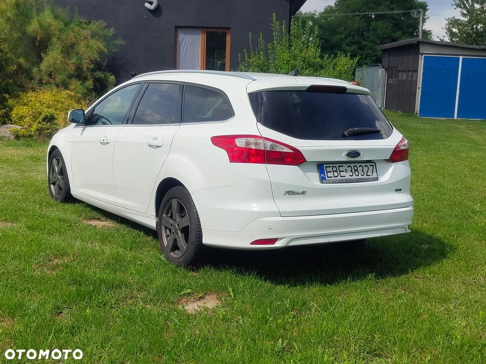 Ford Focus Turnier 1.6 TDCi ECOnetic 88g Start-Stopp-Sy Titanium - 7