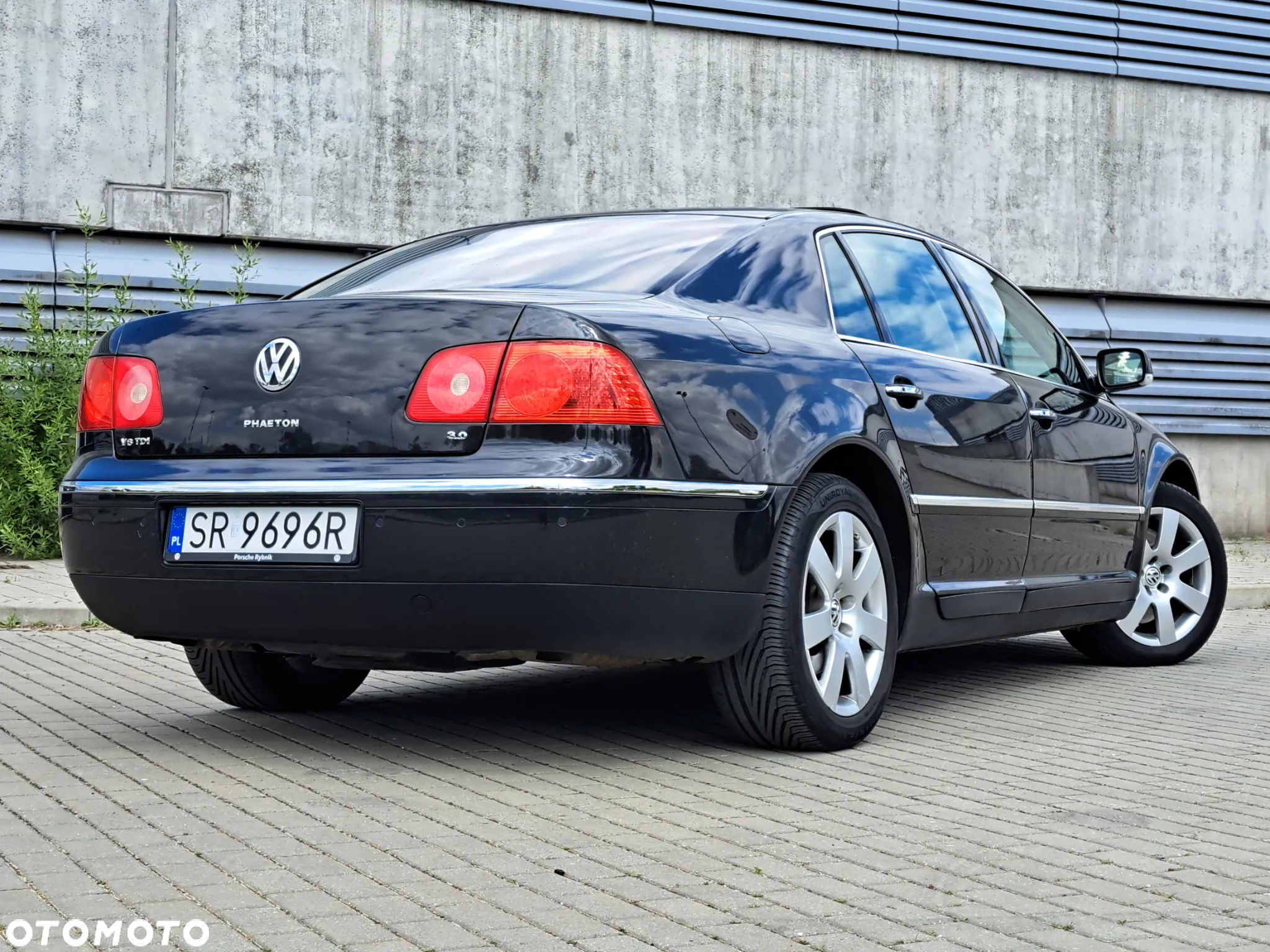 Volkswagen Phaeton - 3