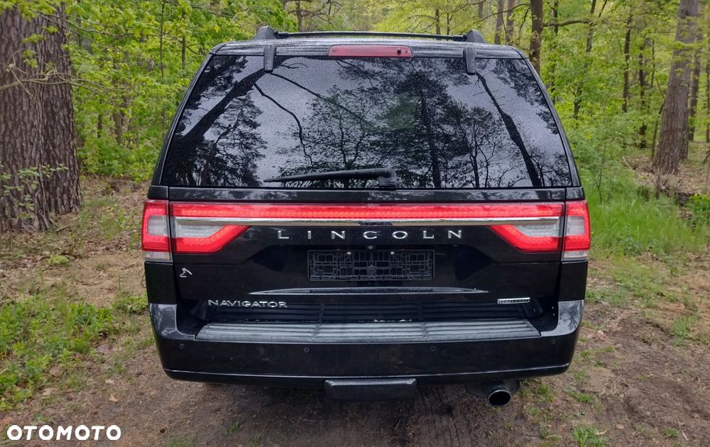 Lincoln Navigator - 4