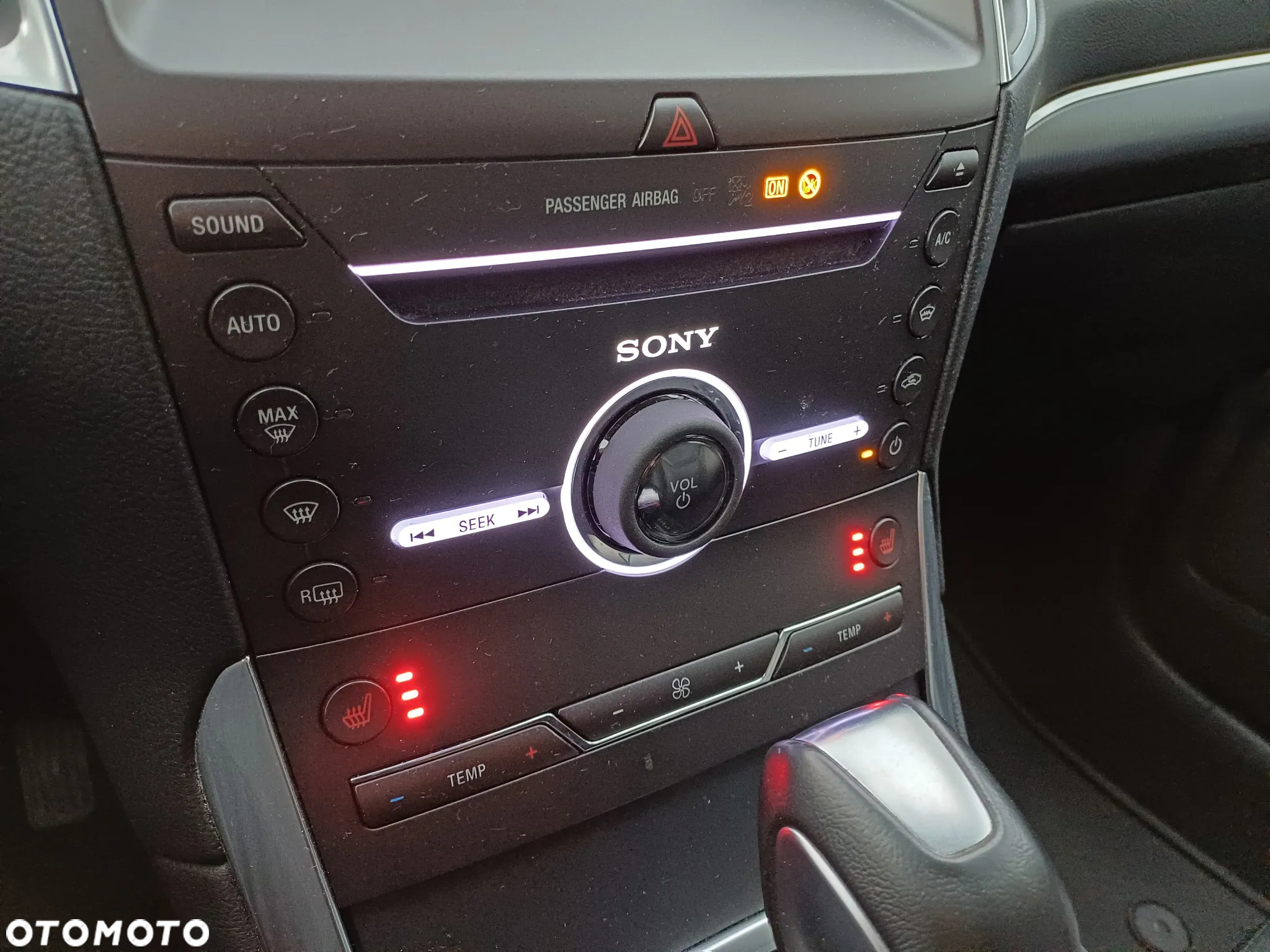 Ford S-Max 2.0 TDCi 4WD Titanium PowerShift - 26