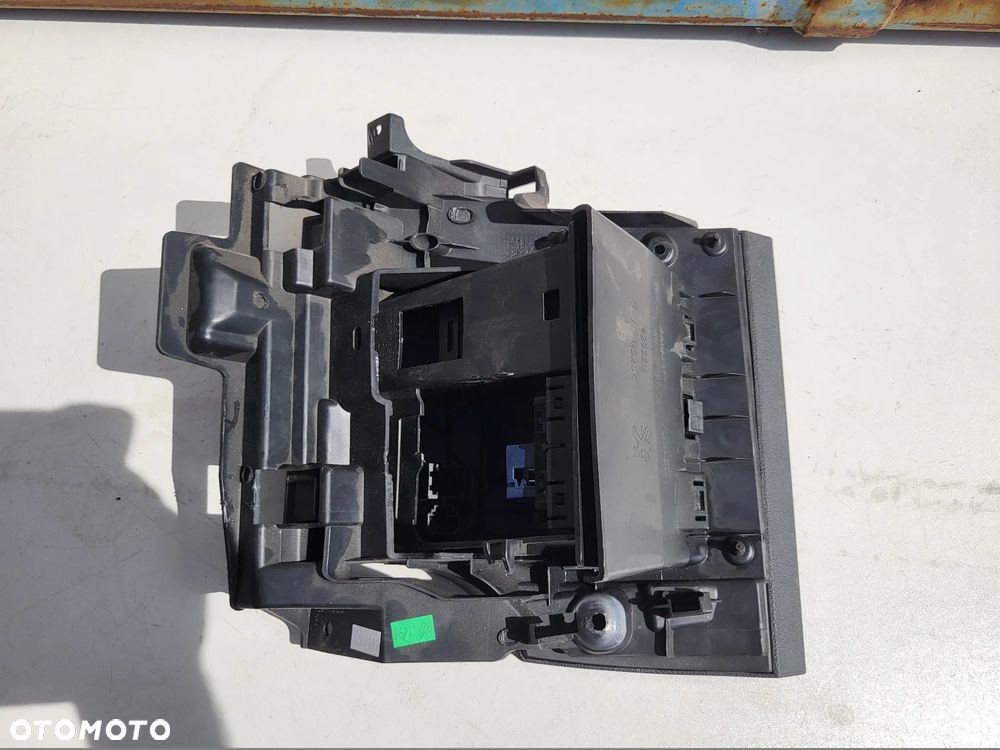 Schowek konsoli kierowcy Peugeot 508 - 3