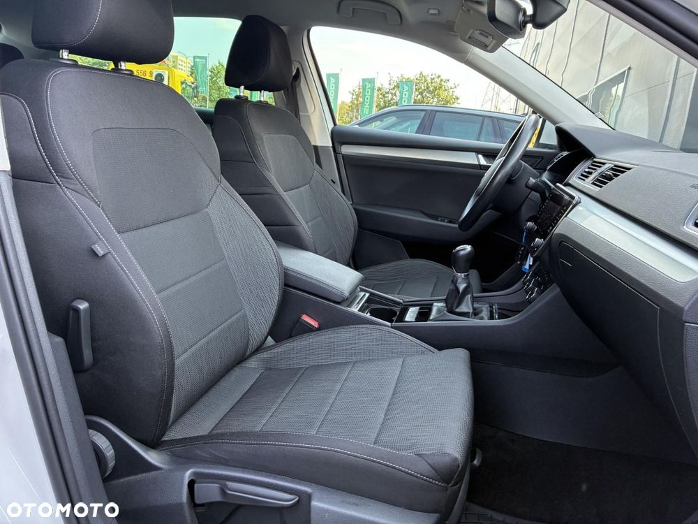 Skoda Superb - 12