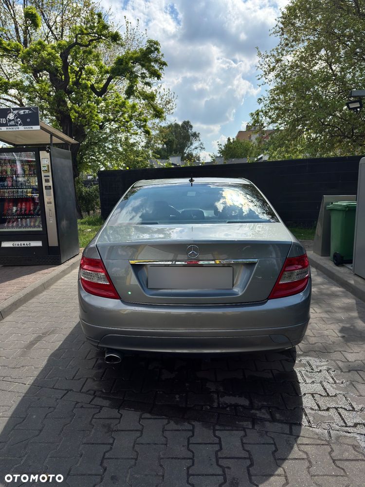 Mercedes-Benz Klasa C 250 CDI BlueEff Elegance - 4