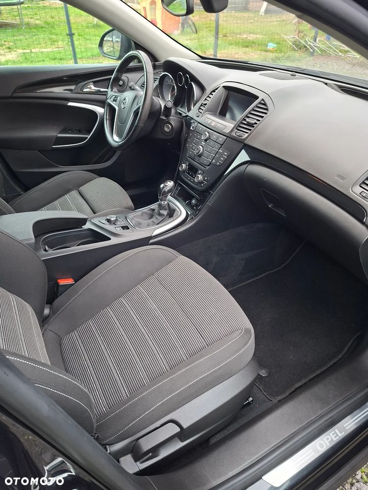 Opel Insignia - 29