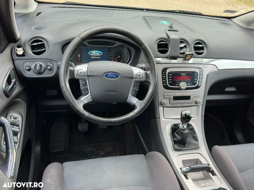 Ford S-Max - 4