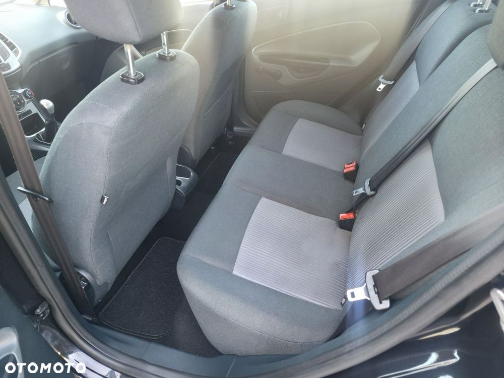 Ford Fiesta - 7