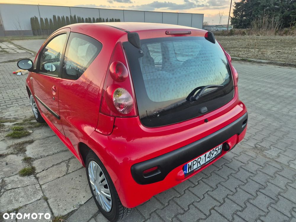 Peugeot 107 1.0 Trendy - 11