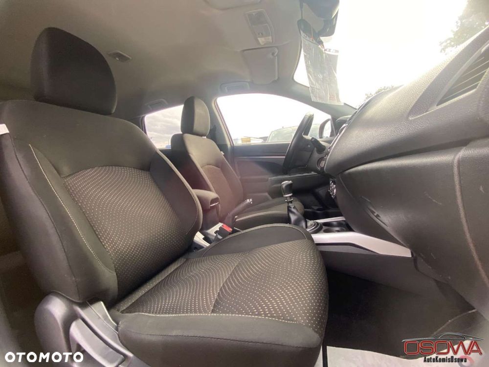 Mitsubishi ASX - 32