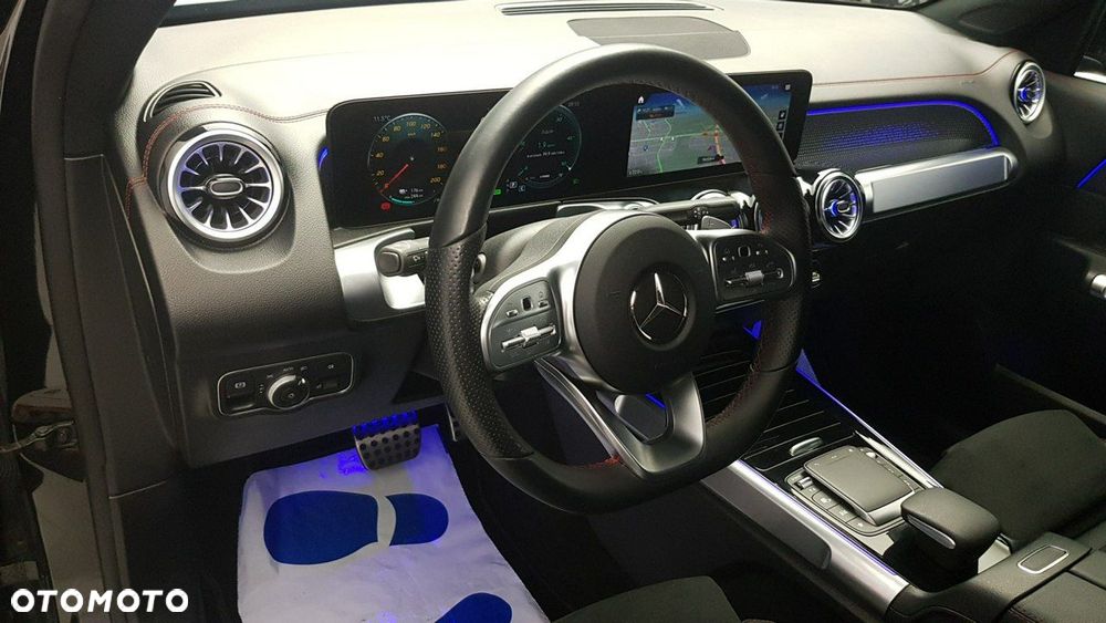 Mercedes-Benz EQB - 20