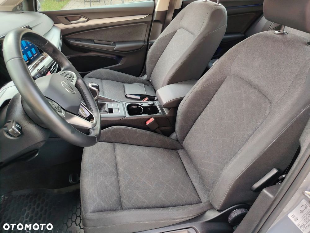 Volkswagen Golf 1.5 TSI EVO Life - 16