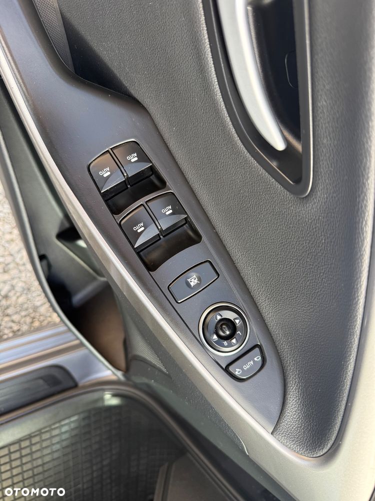 Hyundai i30 blue 1.6 CRDi YES Gold - 19