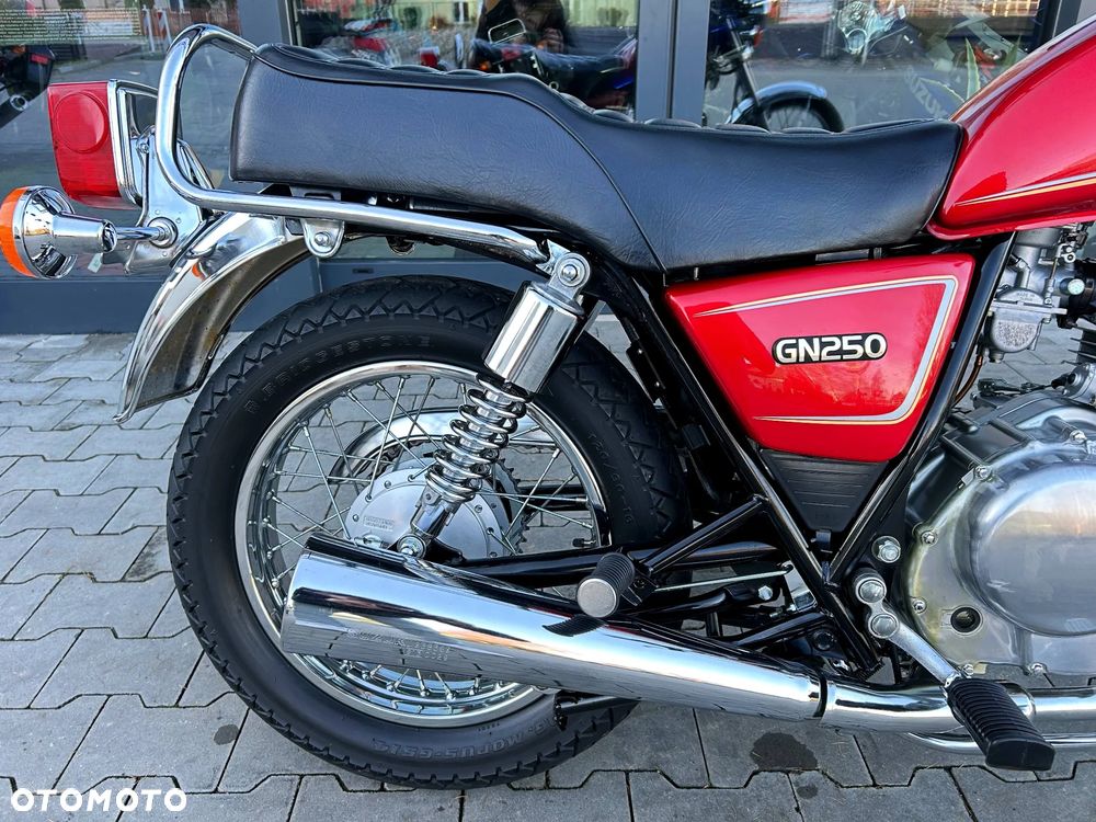 Suzuki GN - 4