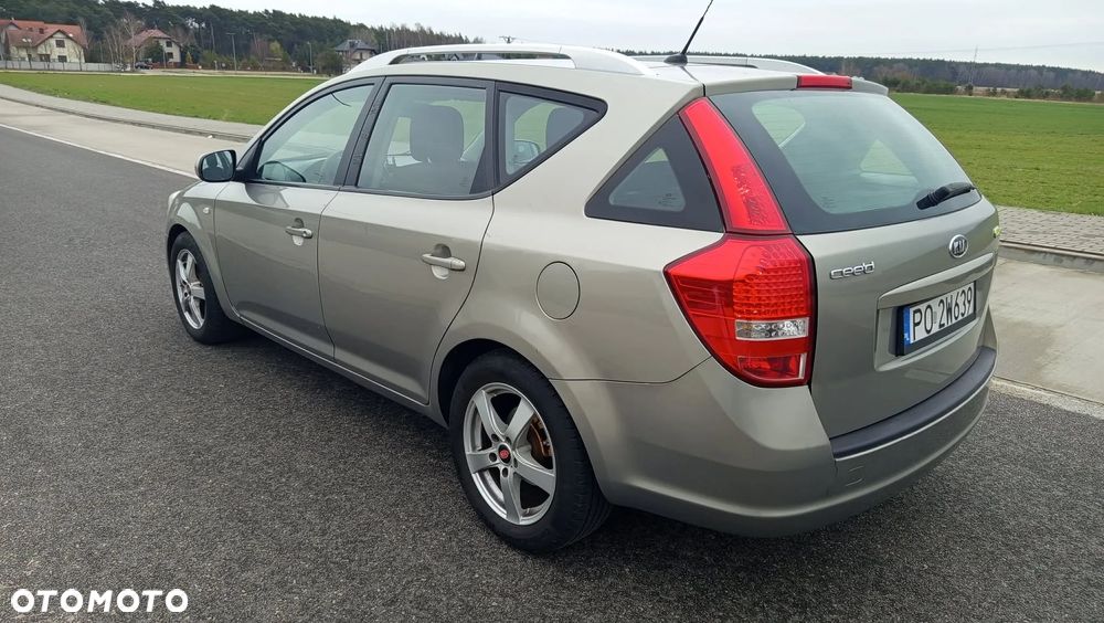 Kia Ceed 1.4 Comfort + - 4