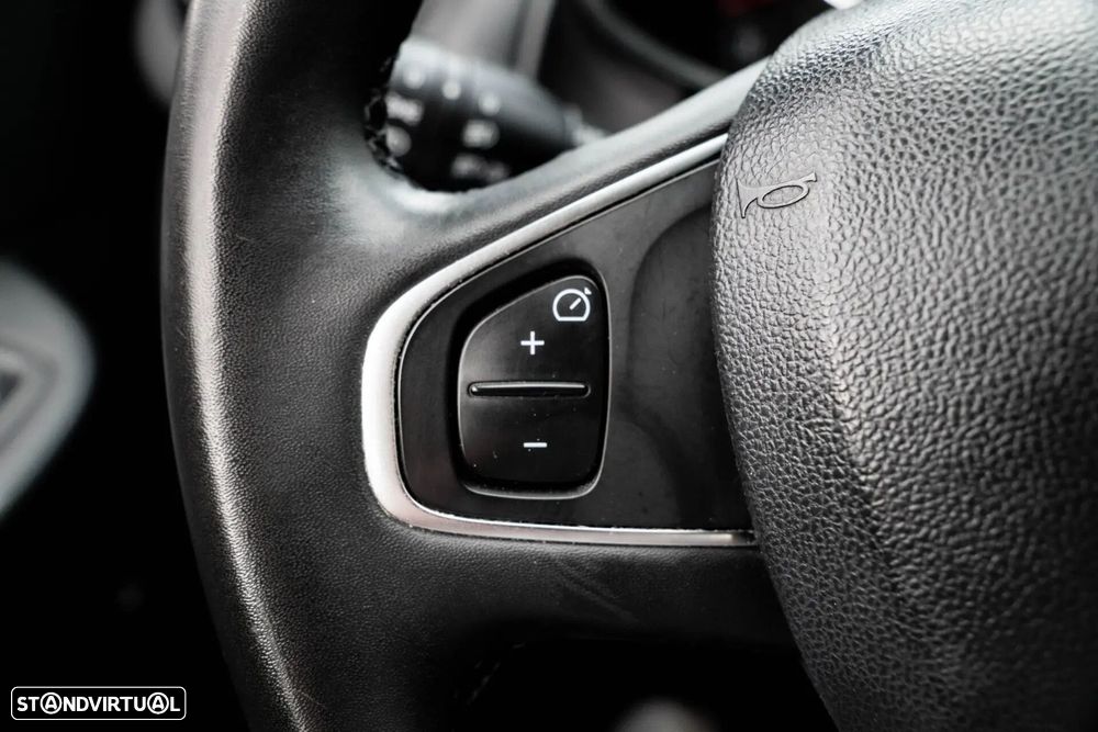 Renault Clio 1.5 dCi Comfort - 21