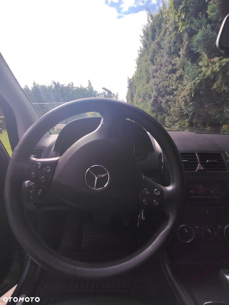 Mercedes-Benz Klasa A 150 Autotronic Classic - 15