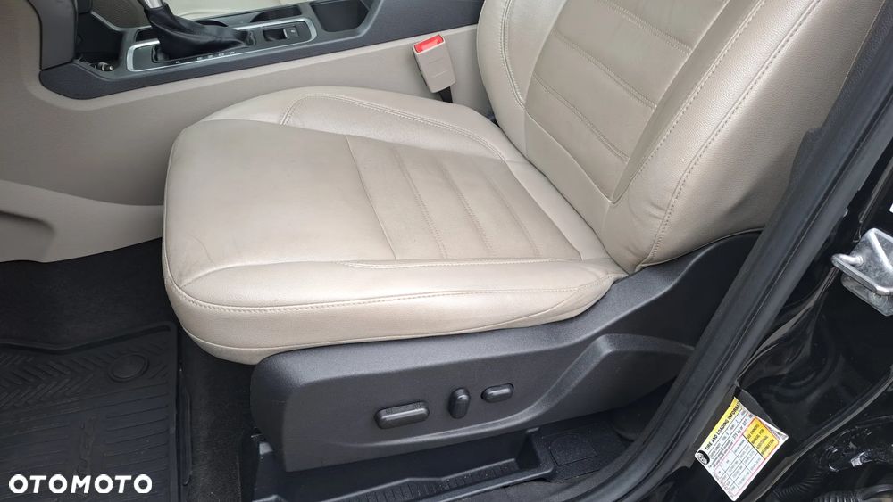 Ford Escape 2.0 EcoBoost AWD Titanium - 18