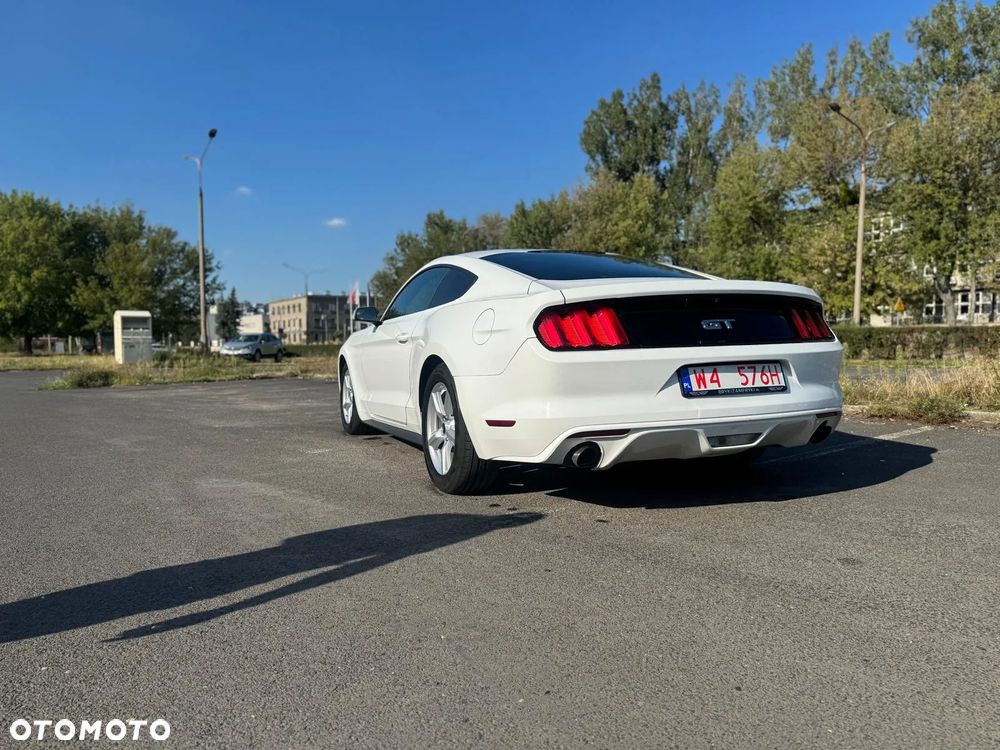 Ford Mustang - 20