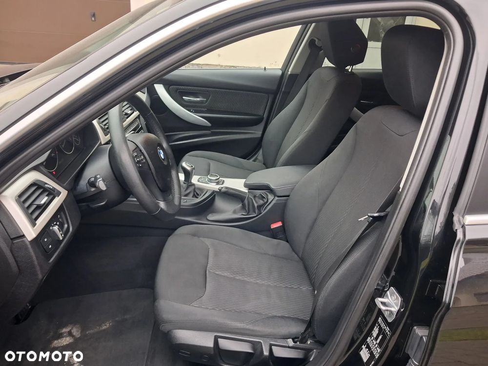 BMW Seria 3 316d Modern Line - 3