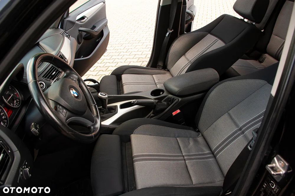 BMW X1 sDrive20d - 25