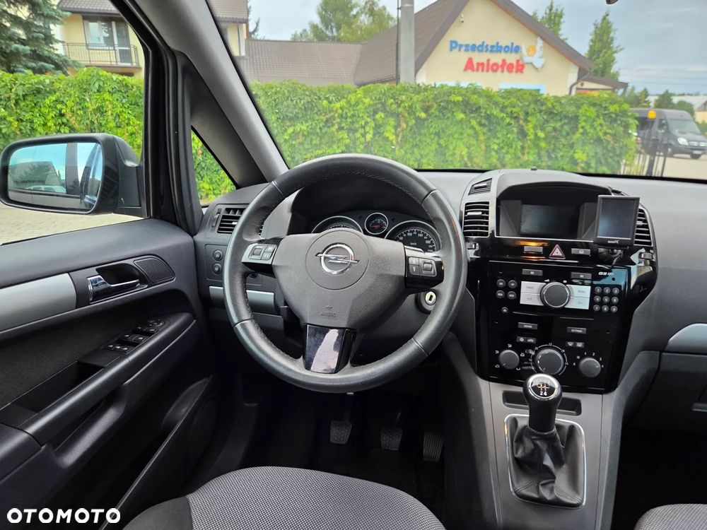 Opel Zafira 1.8 Enjoy - 7