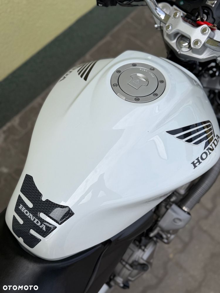 Honda Hornet - 17