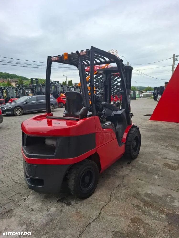 Caterpillar DP30N, CATARG TRIPLEX - 10