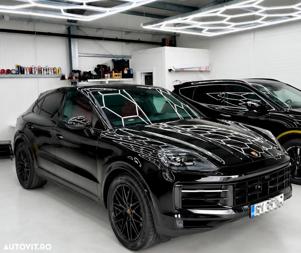 PORSCHE Cayenne Coupe 2023 — imagine 2