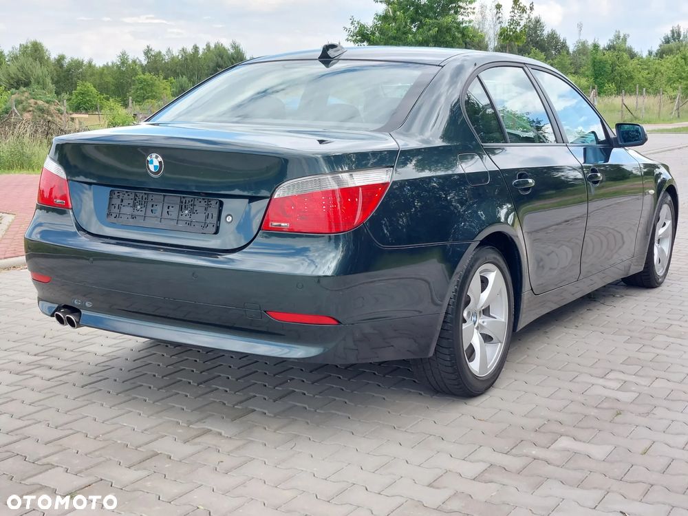 BMW Seria 5 525i - 22