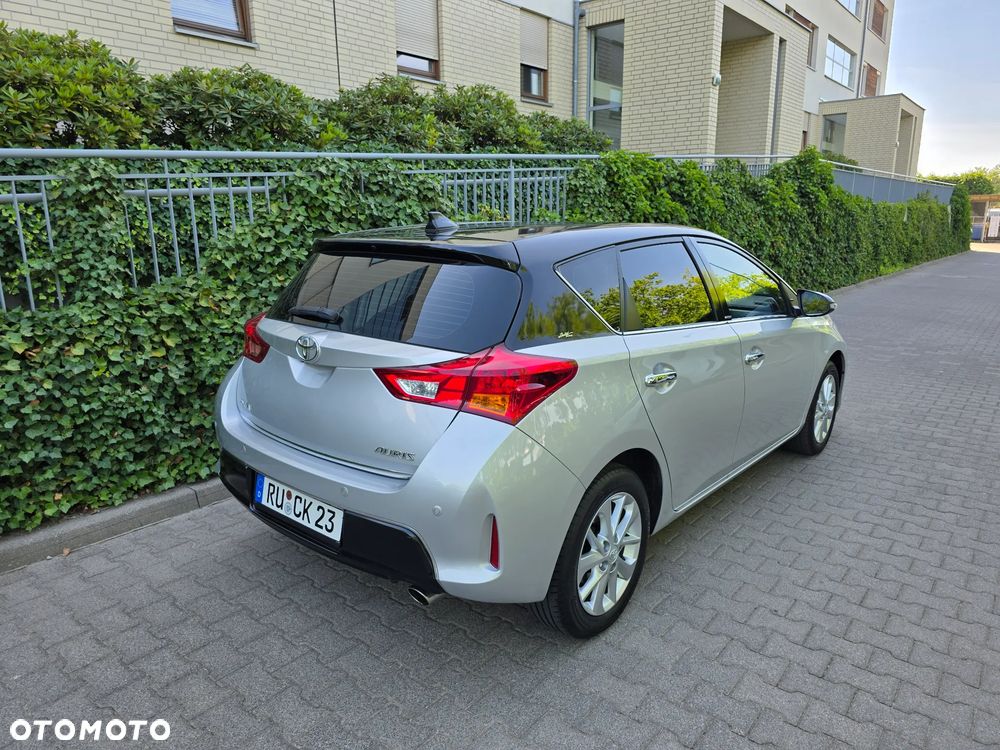 Toyota Auris - 7