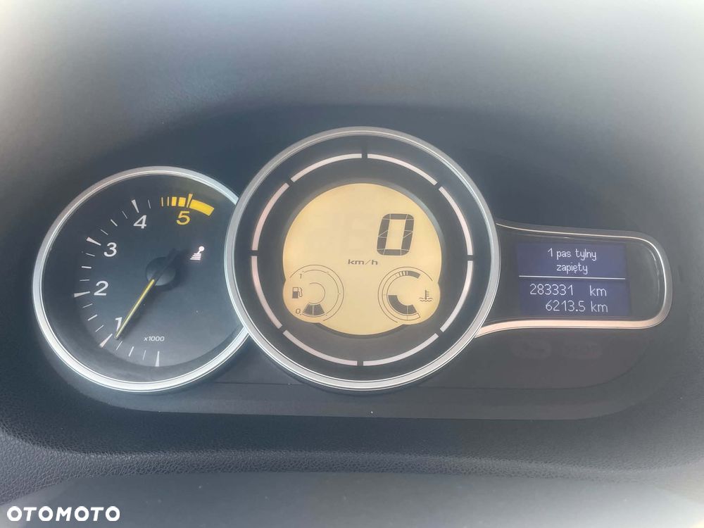 Renault Megane dCi 130 FAP BOSE Edition - 8