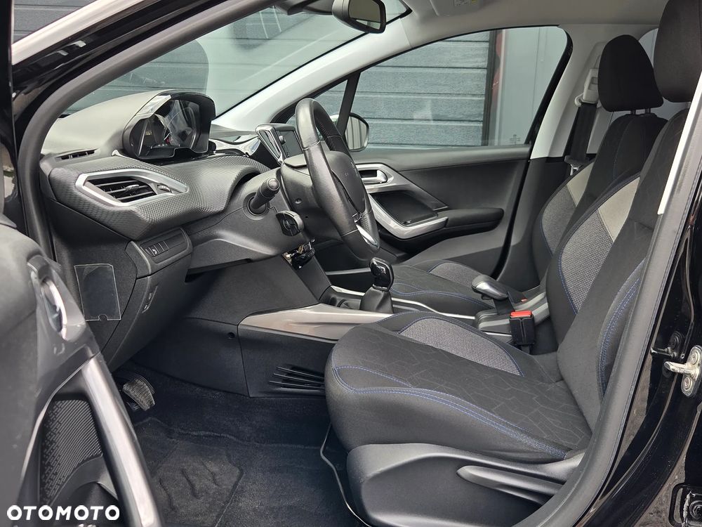 Peugeot 2008 1.2 Pure Tech Active S&S - 12