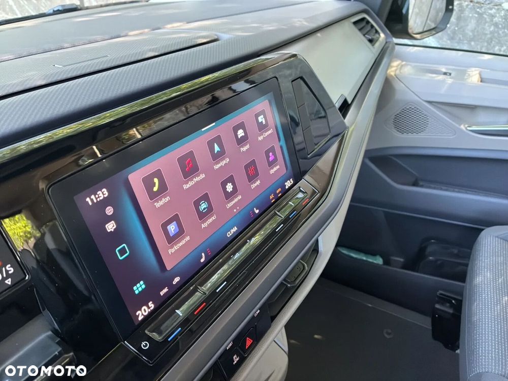 Volkswagen Multivan - 20