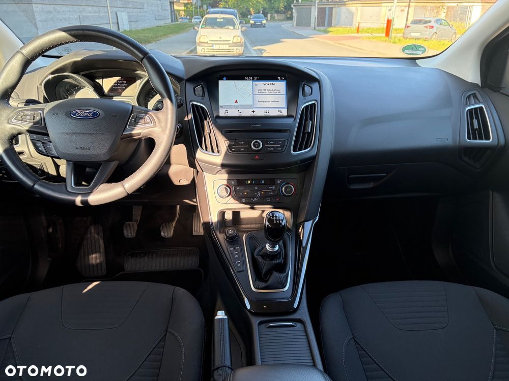 Ford Focus 1.0 EcoBoost Edition Start - 32
