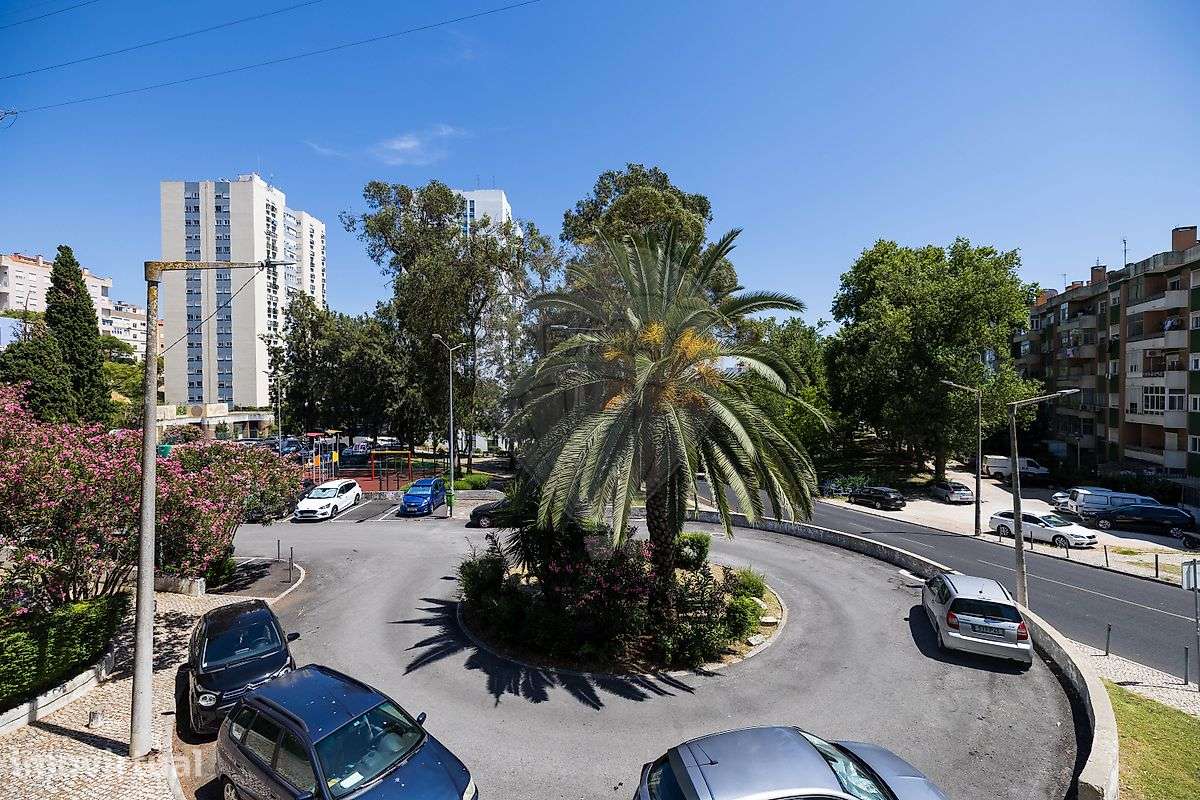 Apartamento T2 para venda - Grande imagem: 2/9