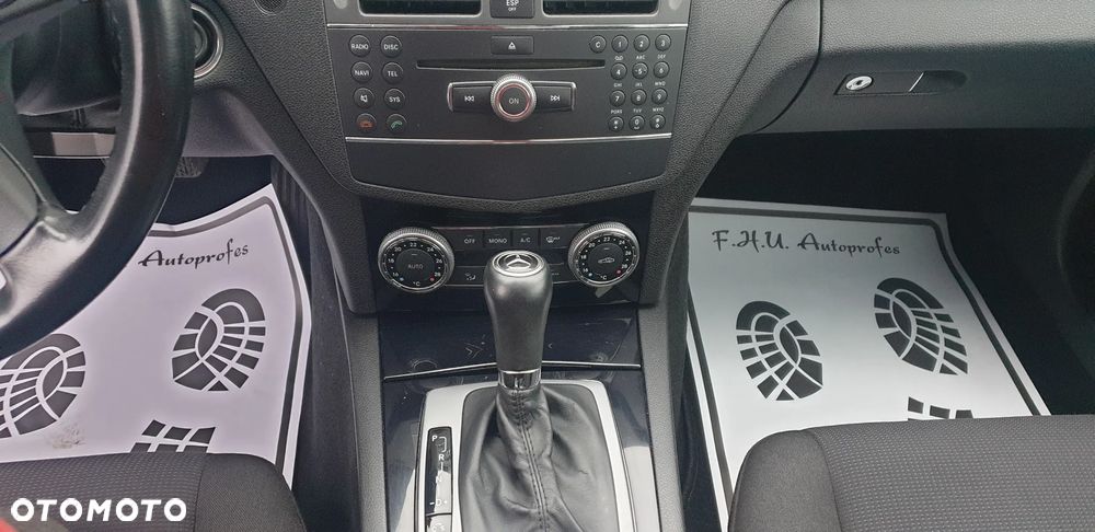 Mercedes-Benz Klasa C - 16