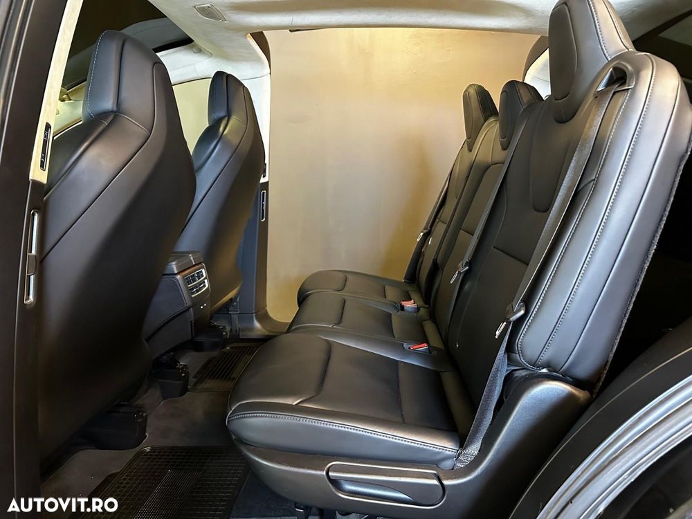 Tesla Model X Long Range - 9