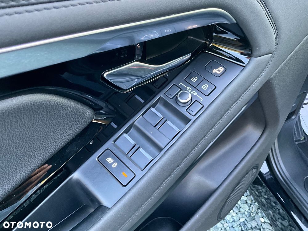 Land Rover Range Rover Evoque 2.0 D165 mHEV R-Dynamic SE - 31