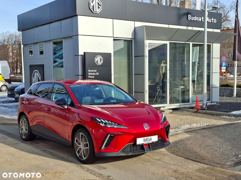 MG 4 Luxury 64 kWh