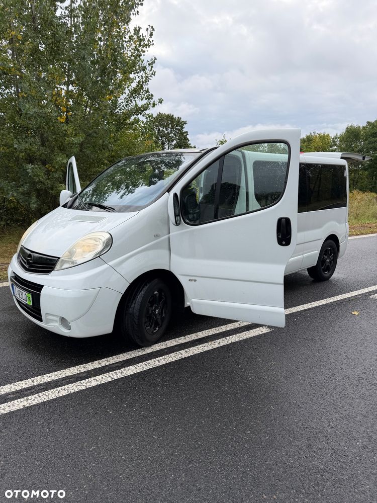Opel Vivaro - 15